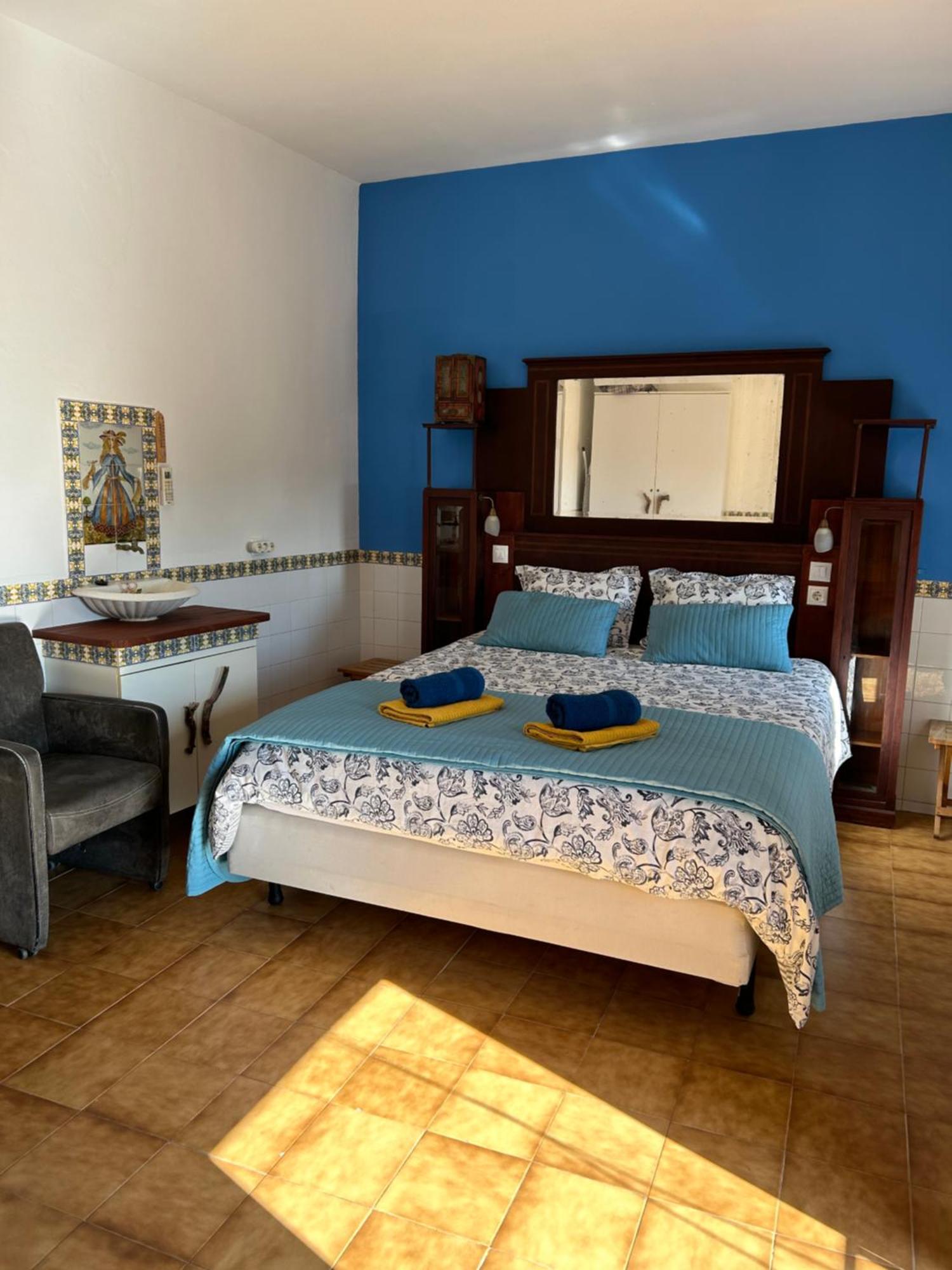 Charming House In The Historic Old Town Villa Alicante Bagian luar foto