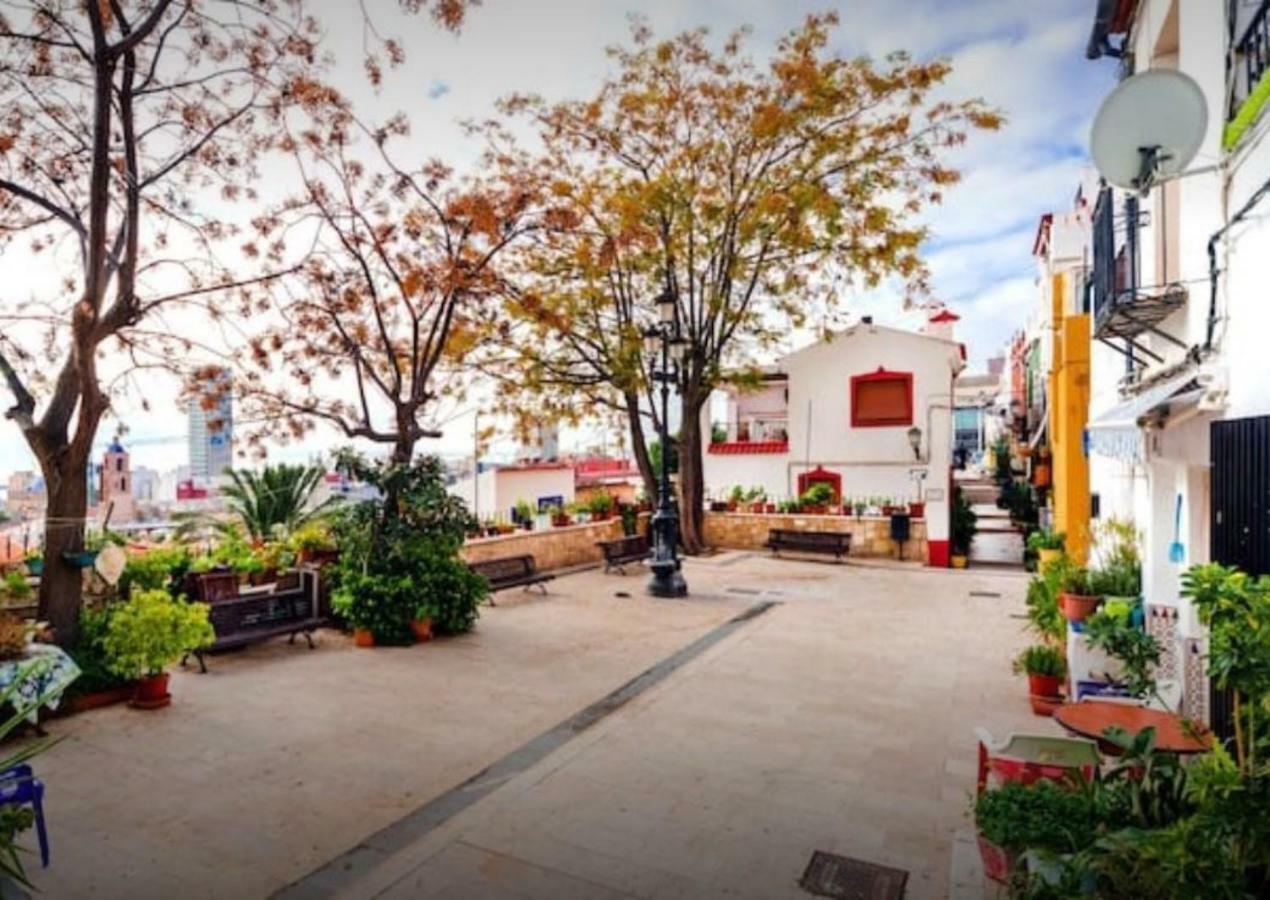 Charming House In The Historic Old Town Villa Alicante Bagian luar foto